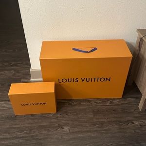 These are Louis Vuitton boxes. Does not include luggage.